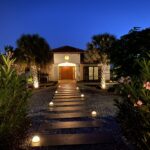 @The Breeze villa Bonaire, entrance evening